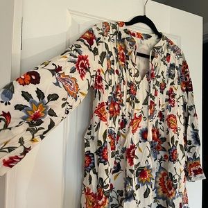Old Navy Peasant Style Floral Shirt Dress 🤍